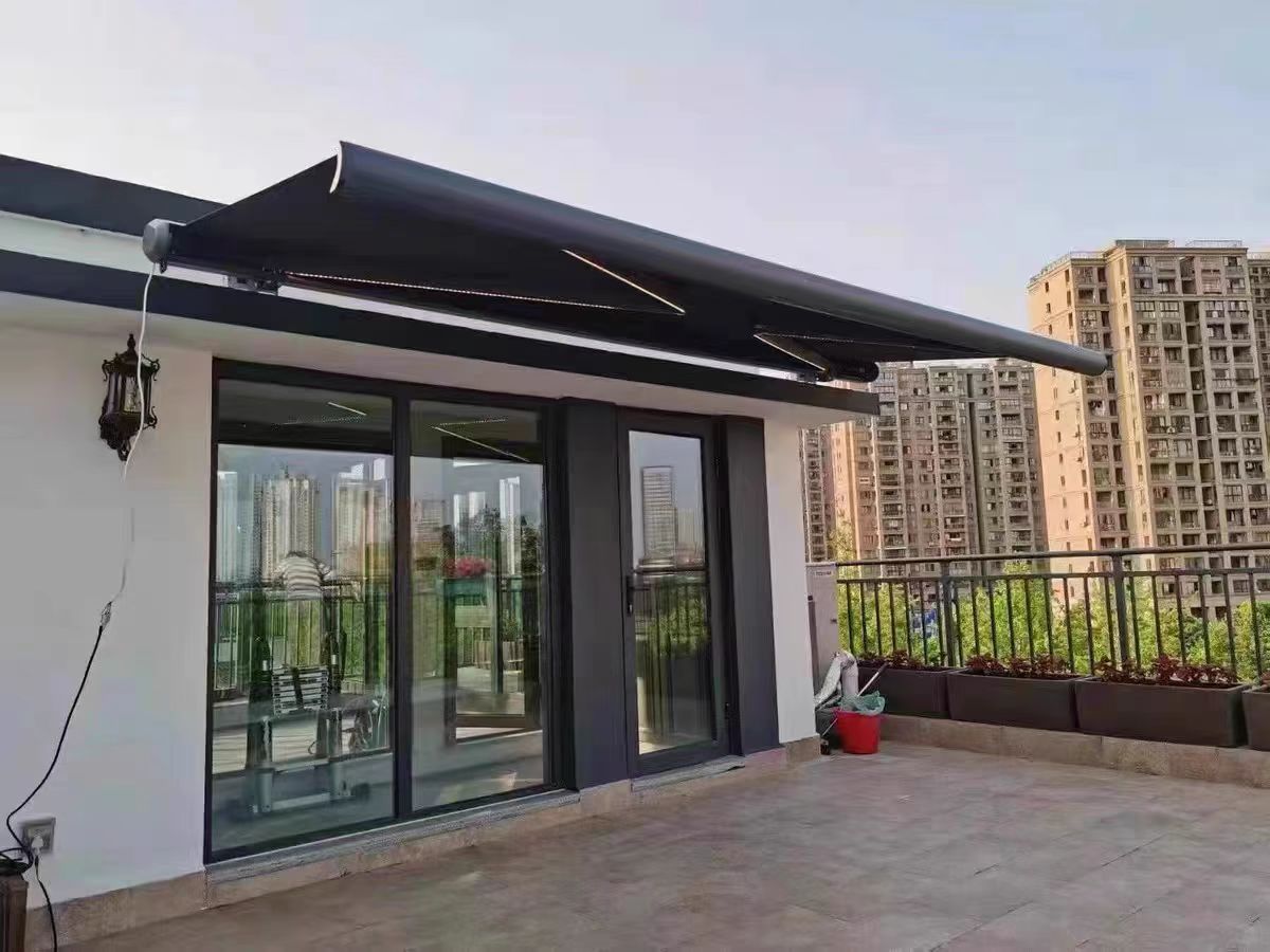 全盒电动伸缩蓬