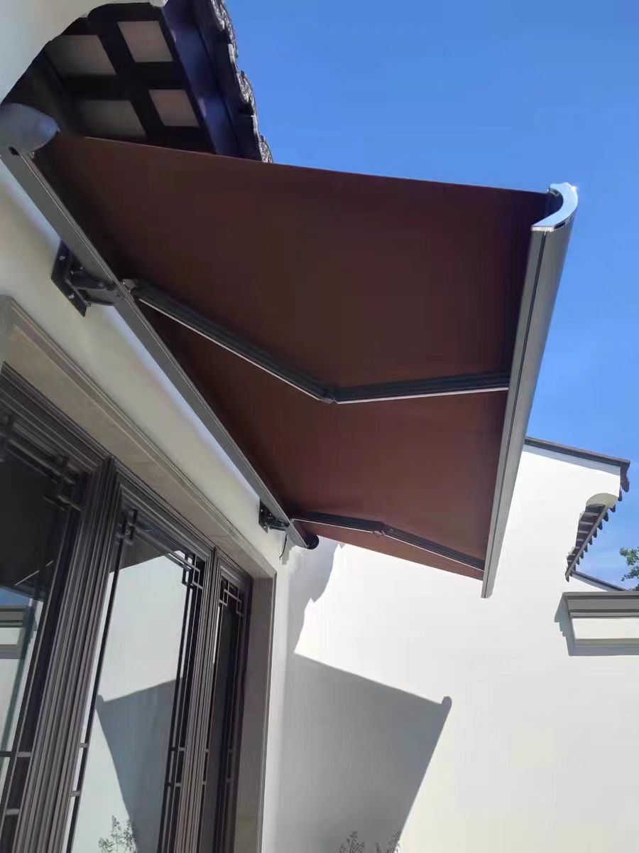 全盒电动伸缩蓬