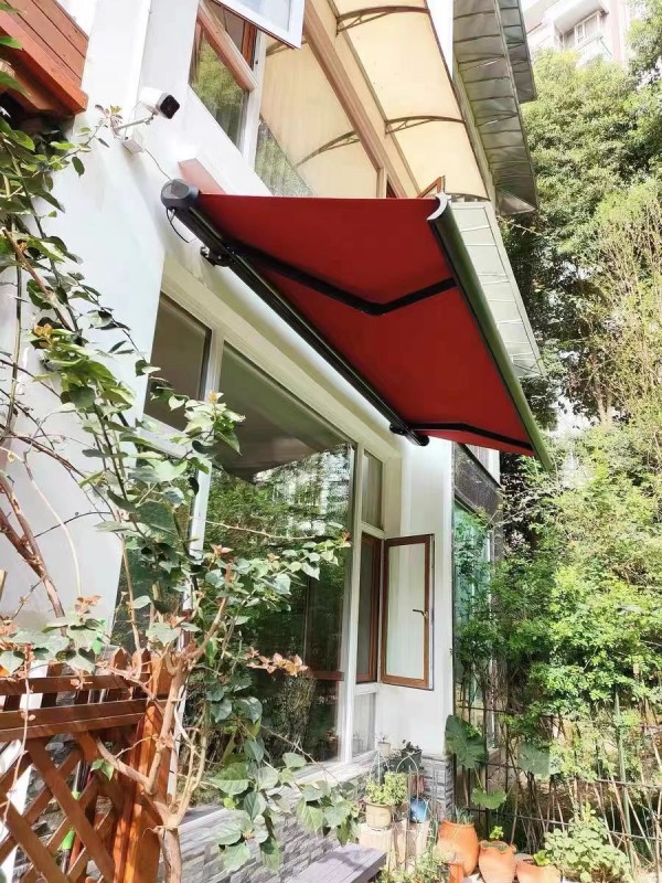 全盒电动伸缩蓬